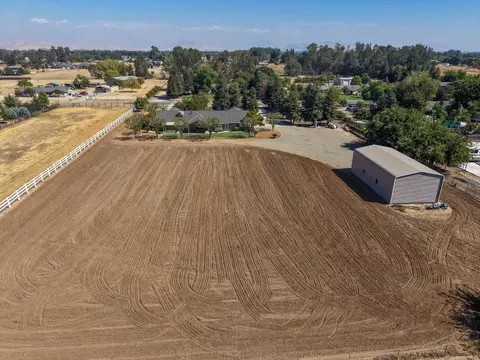 View/Area - 3589 N Markay Ave, Sanger, CA 93657 photo 4 of 7