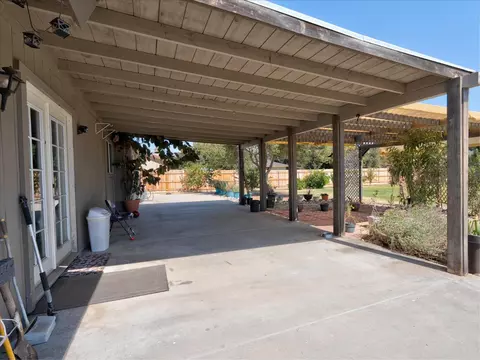 Exterior - 18769 Farallon Rd, Madera, CA 93638 photo 7 of 15