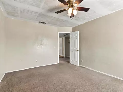 Bedroom - 18769 Farallon Rd, Madera, CA 93638 photo 3 of 4