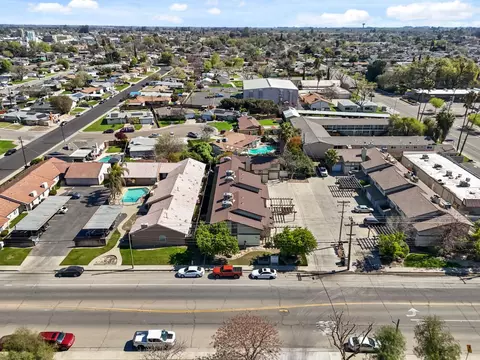 View/Area - 50 N 19th Ave #A-F, Lemoore, CA 93245 photo 10 of 16
