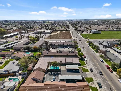 View/Area - 50 N 19th Ave #A-F, Lemoore, CA 93245 photo 15 of 16