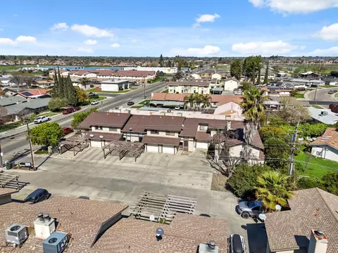 View/Area - 50 N 19th Ave #A-F, Lemoore, CA 93245 photo 2 of 16