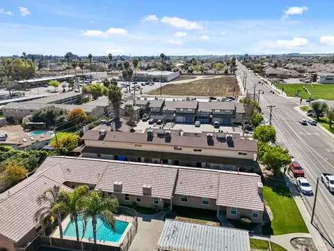 View/Area - 50 N 19th Ave #A-F, Lemoore, CA 93245 photo 13 of 16