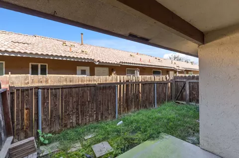 Exterior - 50 N 19th Ave #A-F, Lemoore, CA 93245 photo 1 of 1