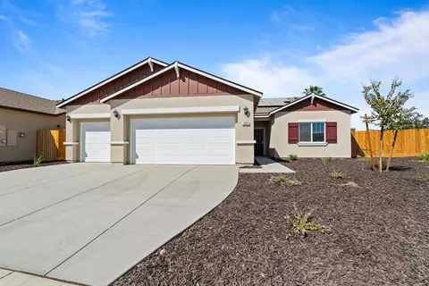 2052 Ventura Ave, Corcoran, CA 93212