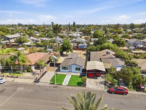 View/Area - 915 Sonora St, Madera, CA 93638 photo 4 of 10