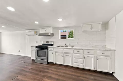 Other - 915 Sonora St, Madera, CA 93638 photo 6 of 7