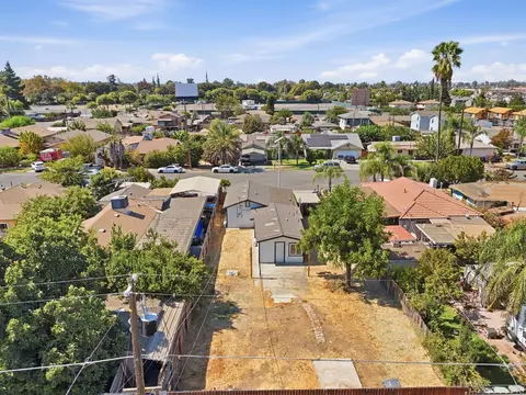 View/Area - 915 Sonora St, Madera, CA 93638 photo 8 of 10