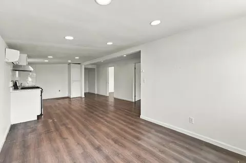 Living - 915 Sonora St, Madera, CA 93638 photo 4 of 4
