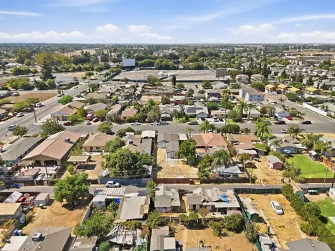 View/Area - 915 Sonora St, Madera, CA 93638 photo 10 of 10