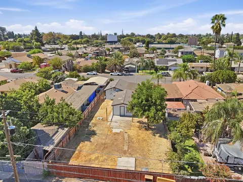 View/Area - 915 Sonora St, Madera, CA 93638 photo 9 of 10