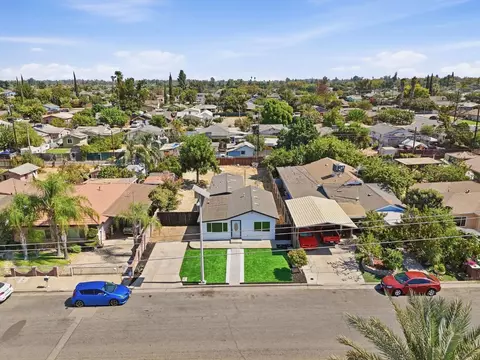 View/Area - 915 Sonora St, Madera, CA 93638 photo 3 of 10