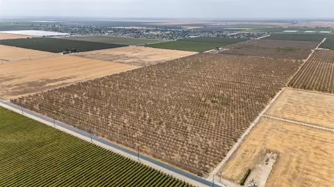 View/Area - 1 Dietz Rd, Earlimart, CA 93219 photo 3 of 8
