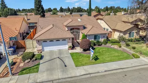 View/Area - 1030 Imperial Dr, Madera, CA 93637 photo 1 of 10