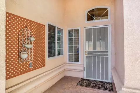 Entry Way - 1030 Imperial Dr, Madera, CA 93637 photo 1 of 2