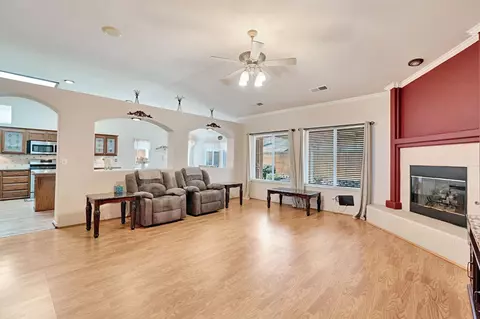 Living - 1030 Imperial Dr, Madera, CA 93637 photo 4 of 4