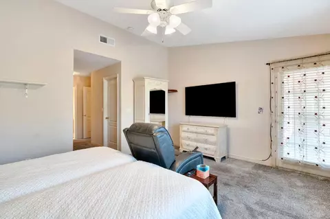 Bedroom - 1030 Imperial Dr, Madera, CA 93637 photo 2 of 7