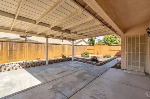 Exterior - 1030 Imperial Dr, Madera, CA 93637 photo 7 of 10