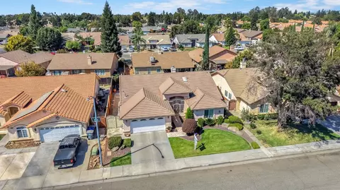 View/Area - 1030 Imperial Dr, Madera, CA 93637 photo 4 of 10
