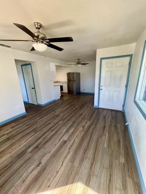 Living - 128 Park St, Madera, CA 93637 photo 1 of 1