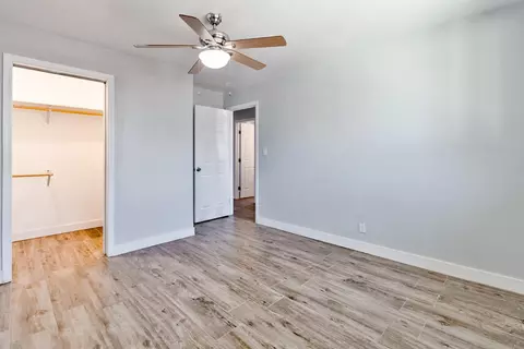 Bedroom - 4555 E Fedora Ave, Fresno, CA 93726 photo 5 of 8