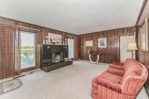 Living - 13155 W Shaw Ave, Kerman, CA 93630 photo 6 of 10