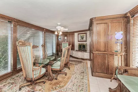 Dining - 13155 W Shaw Ave, Kerman, CA 93630 photo 4 of 5