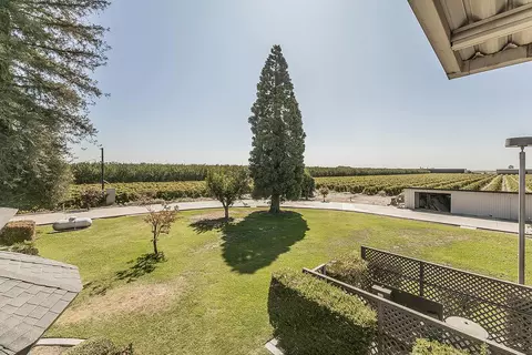 Exterior - 13155 W Shaw Ave, Kerman, CA 93630 photo 10 of 20