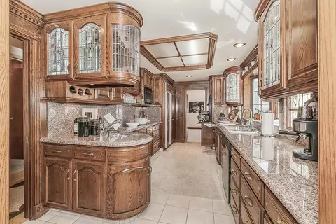 Kitchen - 13155 W Shaw Ave, Kerman, CA 93630 photo 3 of 4
