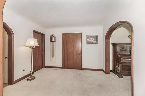 Entry Way - 13155 W Shaw Ave, Kerman, CA 93630 photo 1 of 4