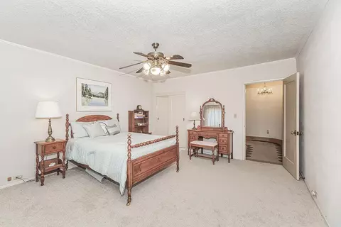 Bedroom - 13155 W Shaw Ave, Kerman, CA 93630 photo 5 of 10