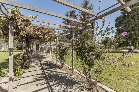 Exterior - 13155 W Shaw Ave, Kerman, CA 93630 photo 16 of 20