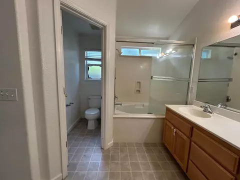 Bath - 3661 Swan, Merced, CA 95340 photo 2 of 4