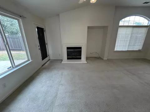Living - 3661 Swan, Merced, CA 95340 photo 5 of 6