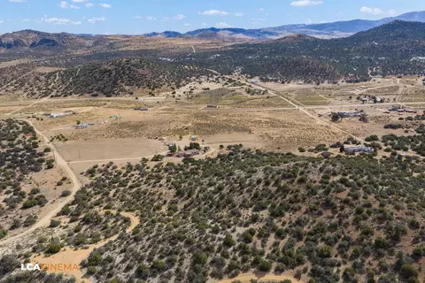 24701 Chamanimani Ct, Tehachapi, CA 93561 photo 45