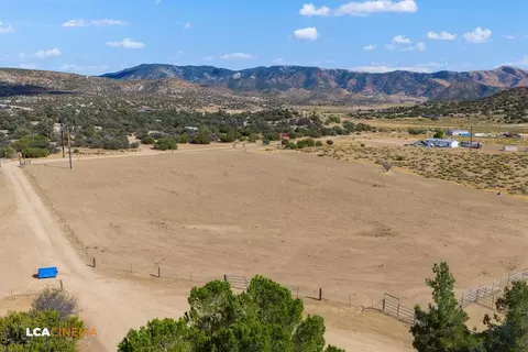 24701 Chamanimani Ct, Tehachapi, CA 93561 photo 40