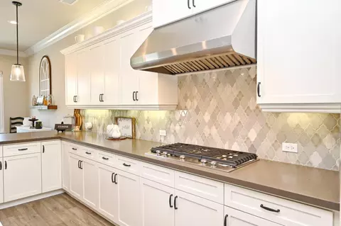 Kitchen - 1457 Jordan Ave, Clovis, CA 93611 photo 7 of 10