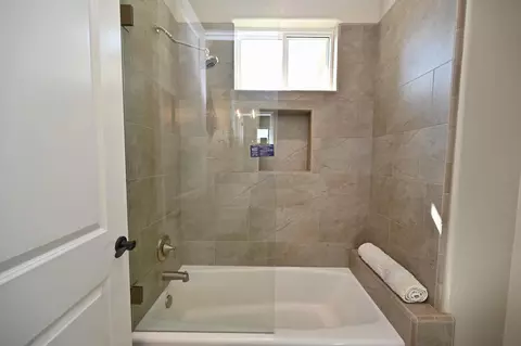 Bath - 1457 Jordan Ave, Clovis, CA 93611 photo 9 of 9