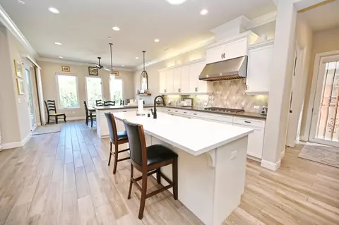 Kitchen - 1457 Jordan Ave, Clovis, CA 93611 photo 4 of 10