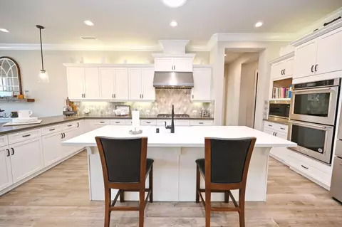 Kitchen - 1457 Jordan Ave, Clovis, CA 93611 photo 2 of 10