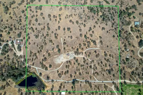 29836 Thunderbird Ln, Prather, CA 93651 photo 31