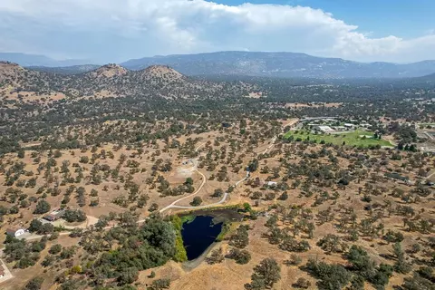 29836 Thunderbird Ln, Prather, CA 93651 photo 27