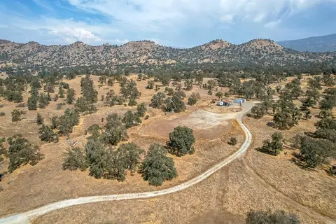 29836 Thunderbird Ln, Prather, CA 93651 photo 36