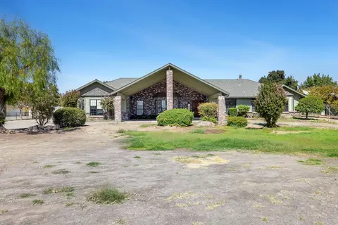 Exterior - 34717 Avenue 13, Madera, CA 93636 photo 1 of 13