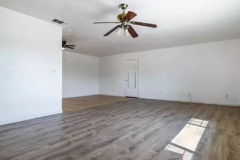 Living - 34717 Avenue 13, Madera, CA 93636 photo 11 of 16