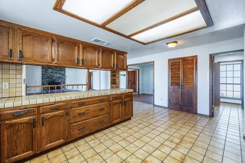Kitchen - 34717 Avenue 13, Madera, CA 93636 photo 5 of 8