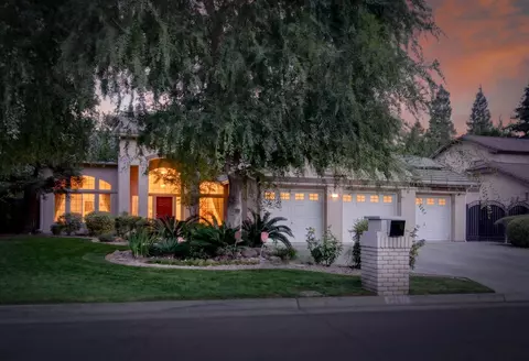 7280 N Cecelia Ave, Fresno, CA 93722