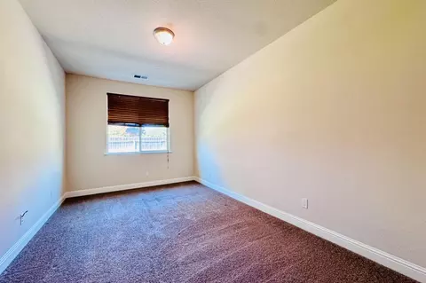 Bedroom - 5895 E Burns Ave, Fresno, CA 93727 photo 2 of 2