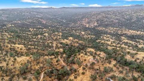 84 Kit Fox Trail Rd, Raymond, CA 93653 photo 7