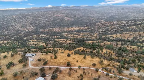 84 Kit Fox Trail Rd, Raymond, CA 93653 photo 3